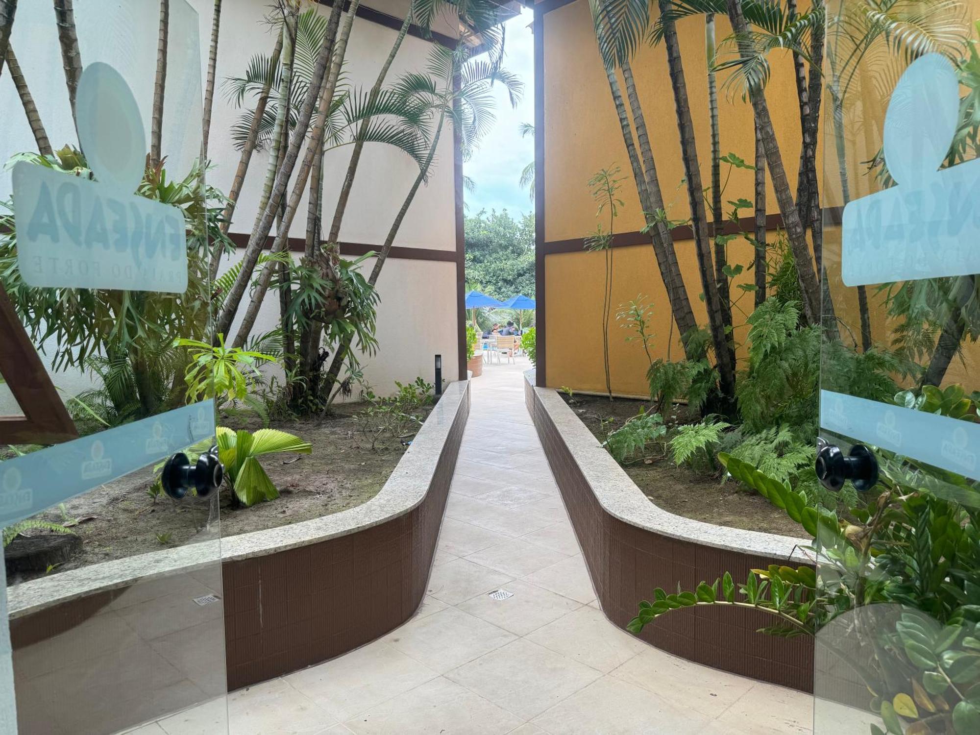 Lindo Apto No Condominio Enseada Praia Do Forte マタ・デ・サン・ジョアン エクステリア 写真